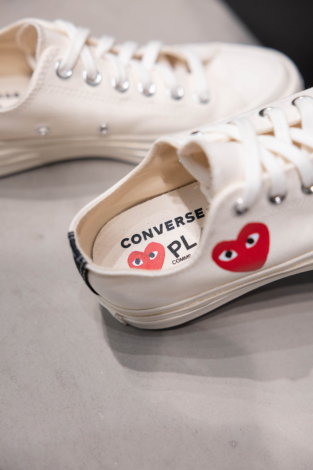 CHUCK 70 CDG OX MILK/BLACK/RED