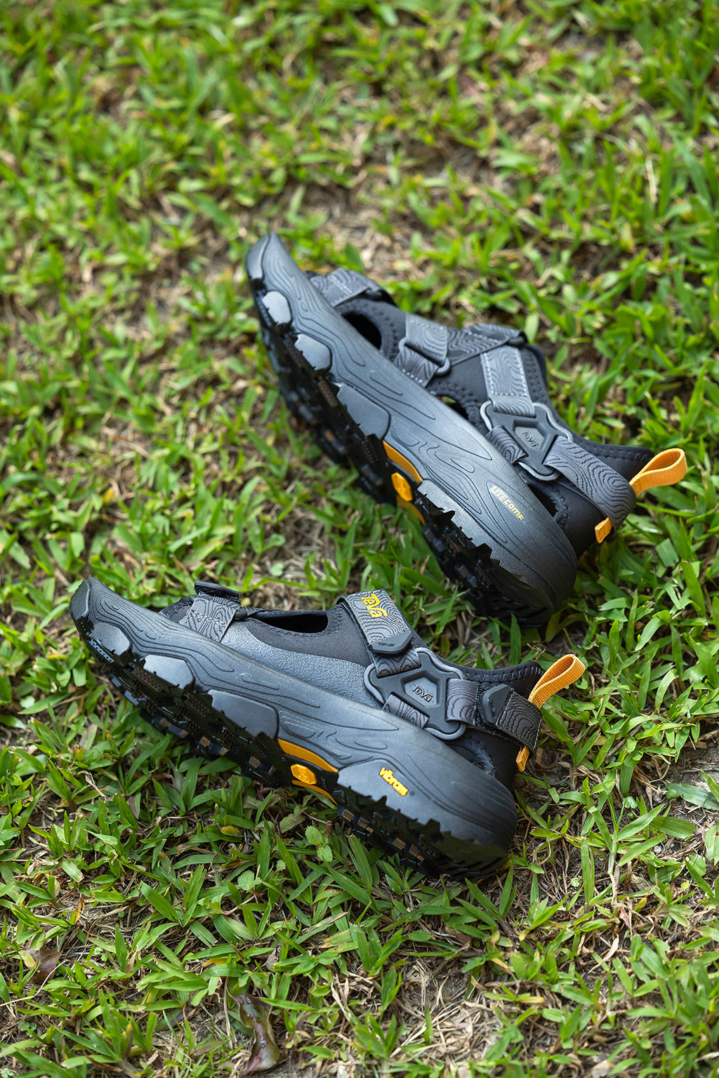 2501 M GRANDVIEW MAX SANDAL BLACK